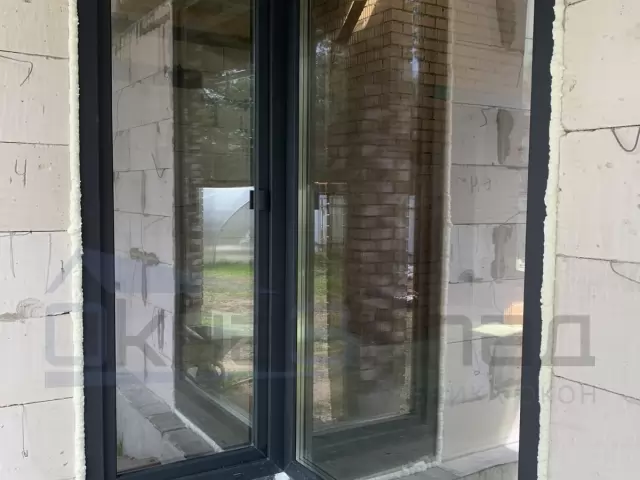 Угловое окно из профиля ПВХ veka класса А